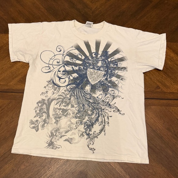 Fruit of the Loom Other - Fruit of the Loom Mens Graphic T-Shirt White Blue Crest Scrollwork Large L